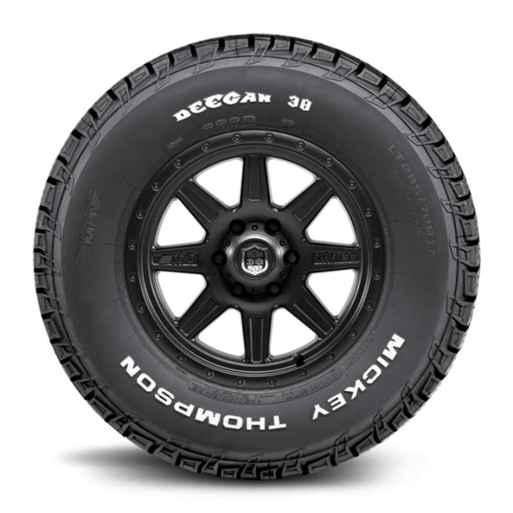 LLANTA 235/70R16 MICKEY THOMPOSN DEEGAN 38 AT 106T