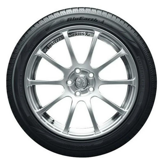 LLANTA 185/55R16 YOKOHAMA BLUEARTH ES32 83V