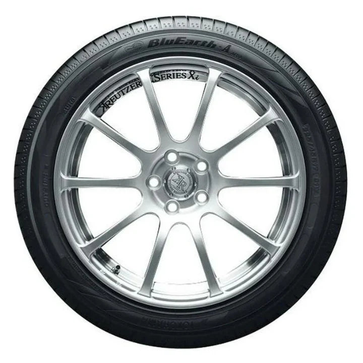 LLANTA 185/55R16 YOKOHAMA BLUEARTH AE50 87H