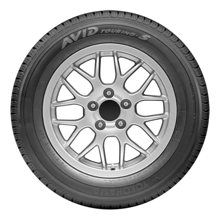 LLANTA 215/70R16 YOKOHAMA AVID TOURING S318 99T